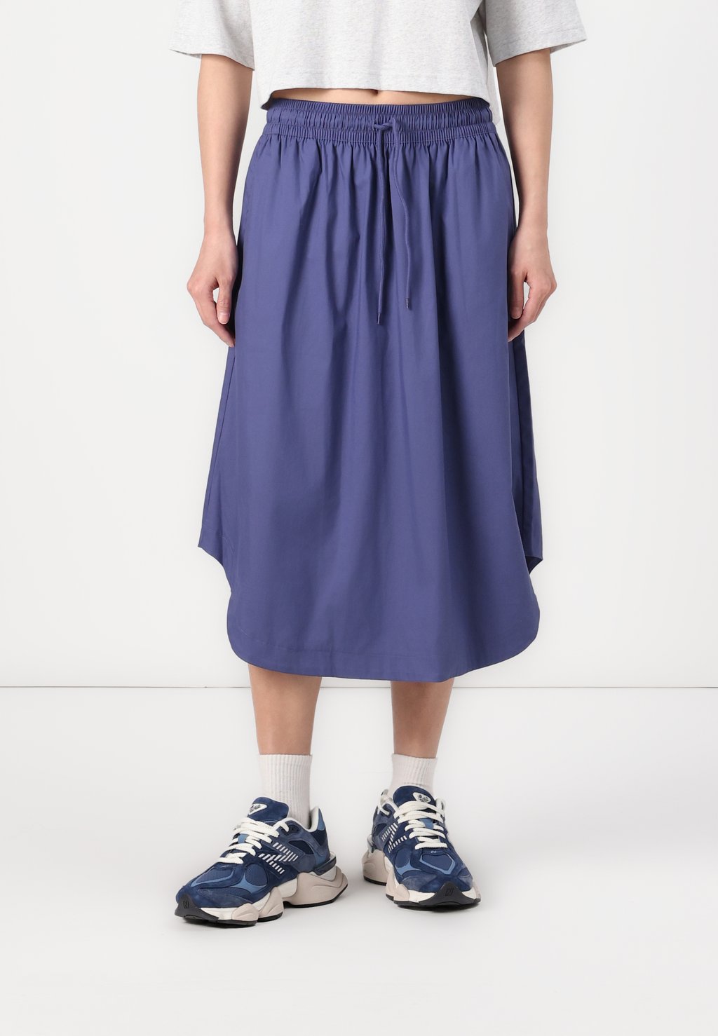 Юбка А-силуэта New Balance, синий
Юбка А-силуэта New Balance, синий