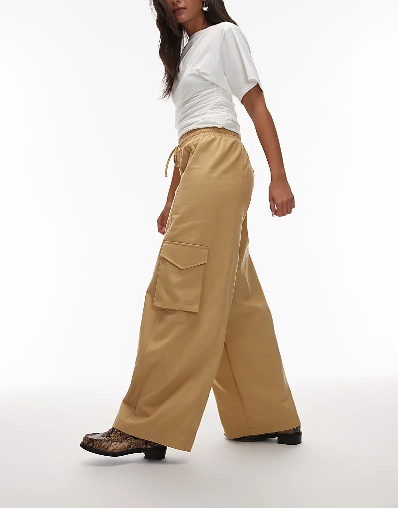 Брюки-карго ASOS DESIGN в стиле милитари с завышенной посадкой бежевого цвета
Брюки-карго ASOS DESIGN в стиле милитари с завышенной посадкой бежевого цвета