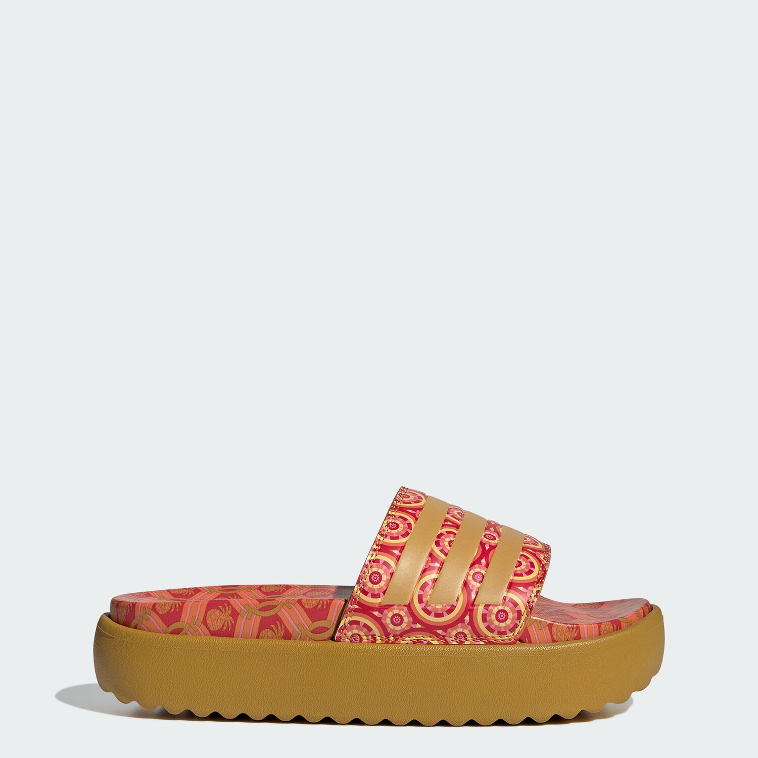 Мужские шлепанцы на платформе adidas Adilette, цвет Victory Gold / Victory Gold / Tomato
Мужские шлепанцы на платформе adidas Adilette, цвет Victory Gold / Victory Gold / Tomato
