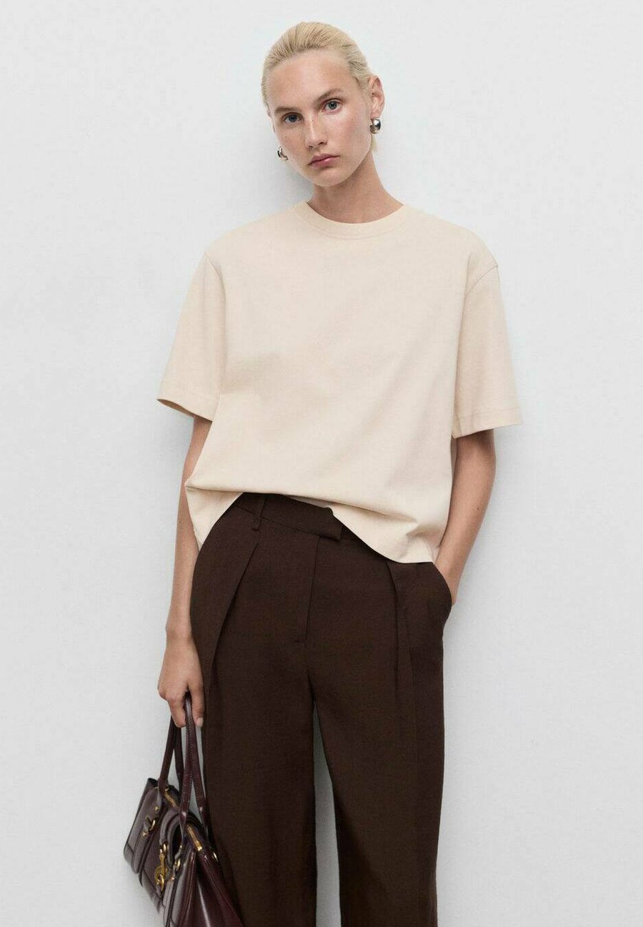 Футболка Mango Basic T-shirt, Beige
Футболка Mango Basic T-shirt, Beige