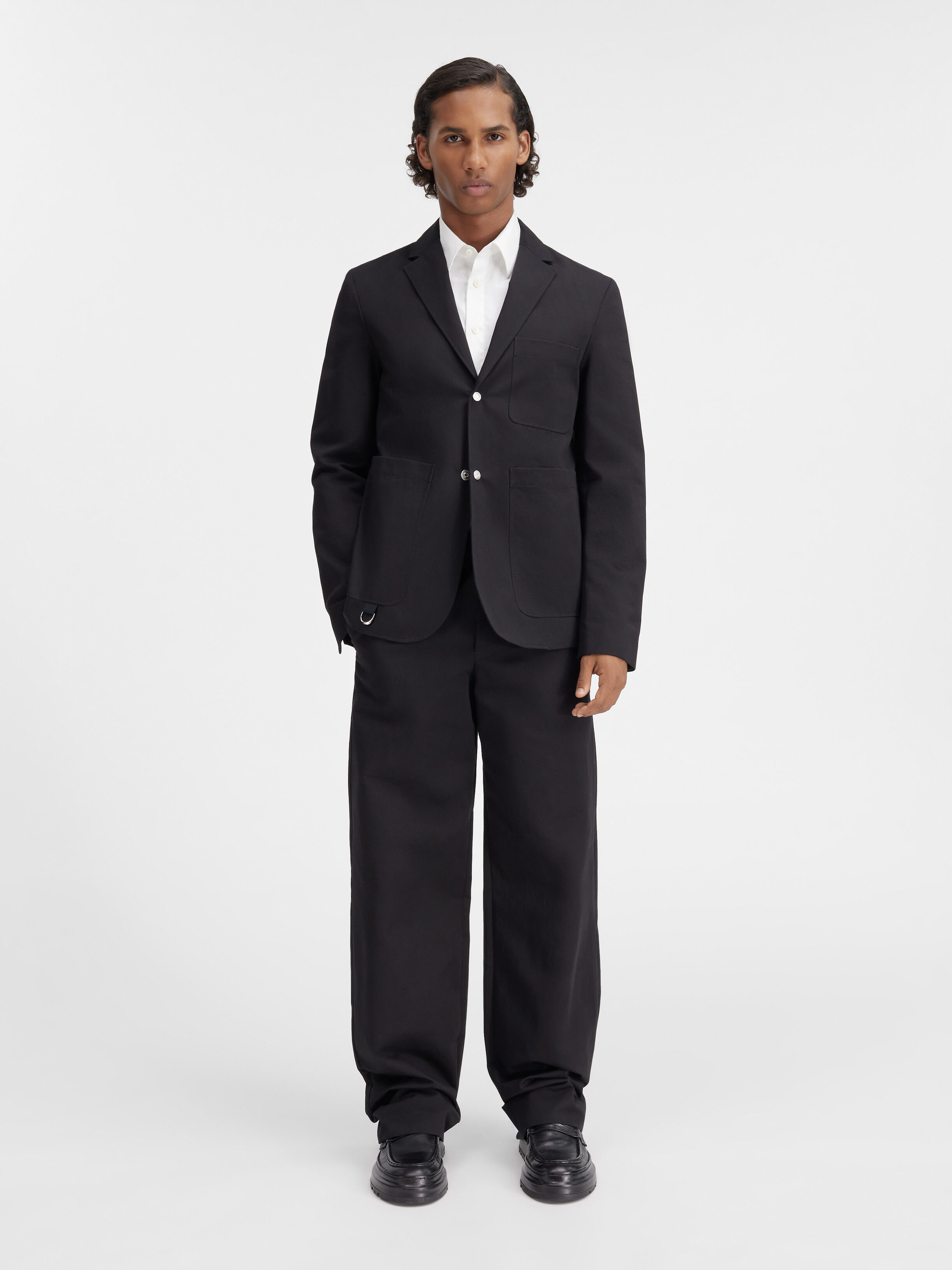 Пиджак для спецодежды JACQUEMUS The Jean jacket, черный
Пиджак для спецодежды JACQUEMUS The Jean jacket, черный