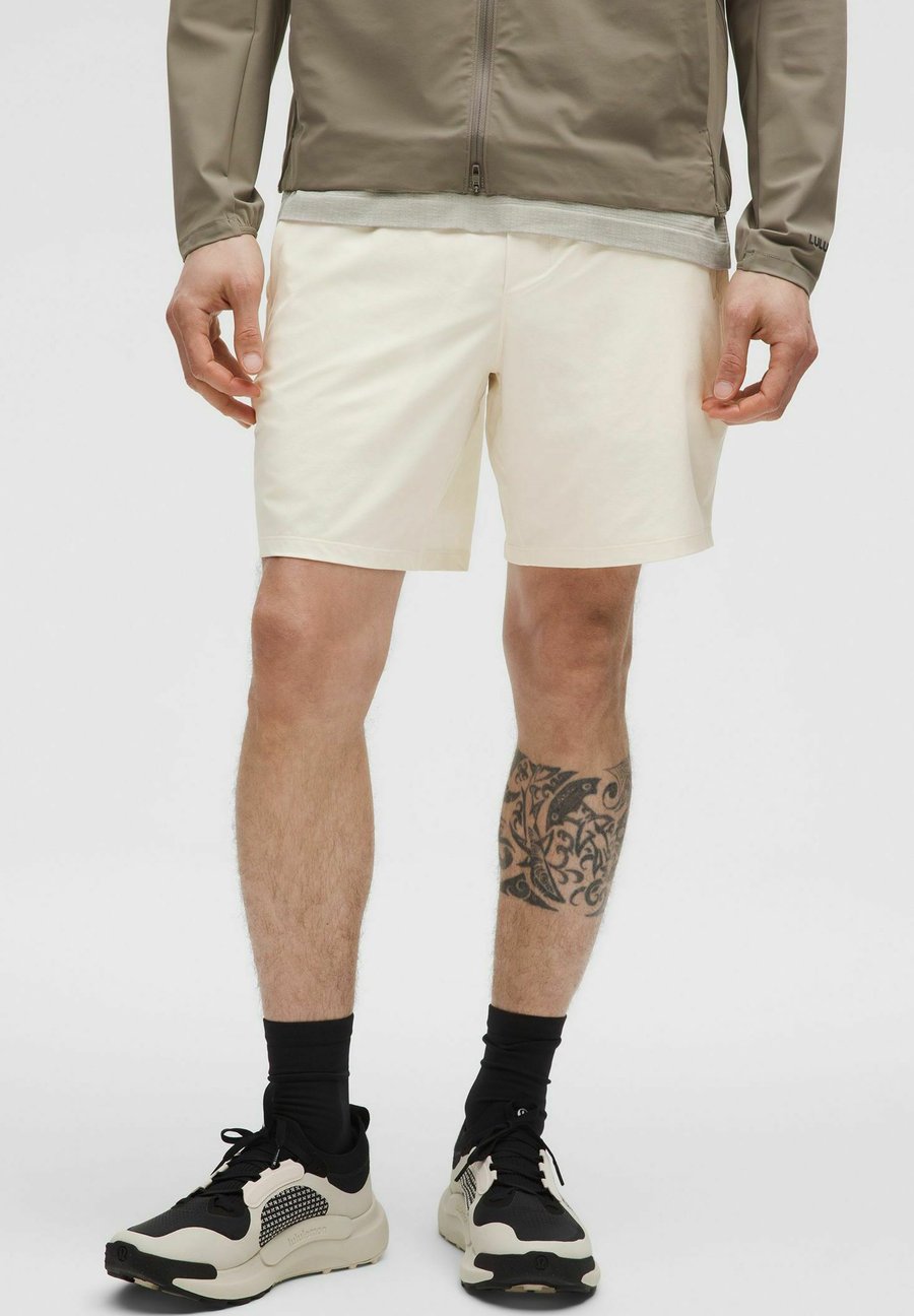 Спортивные шорты lululemon PACE BREAKER LINED 18CM, Light Ivory/Not Defined
Спортивные шорты lululemon PACE BREAKER LINED 18CM, Light Ivory/Not Defined