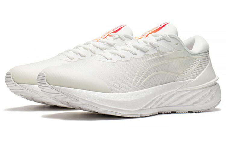 Кроссовки для бега YueYing 2.0 мужские с низким верхом, цвет: белый/красный Lining
Кроссовки для бега YueYing 2.0 мужские с низким верхом, цвет: белый/красный Lining