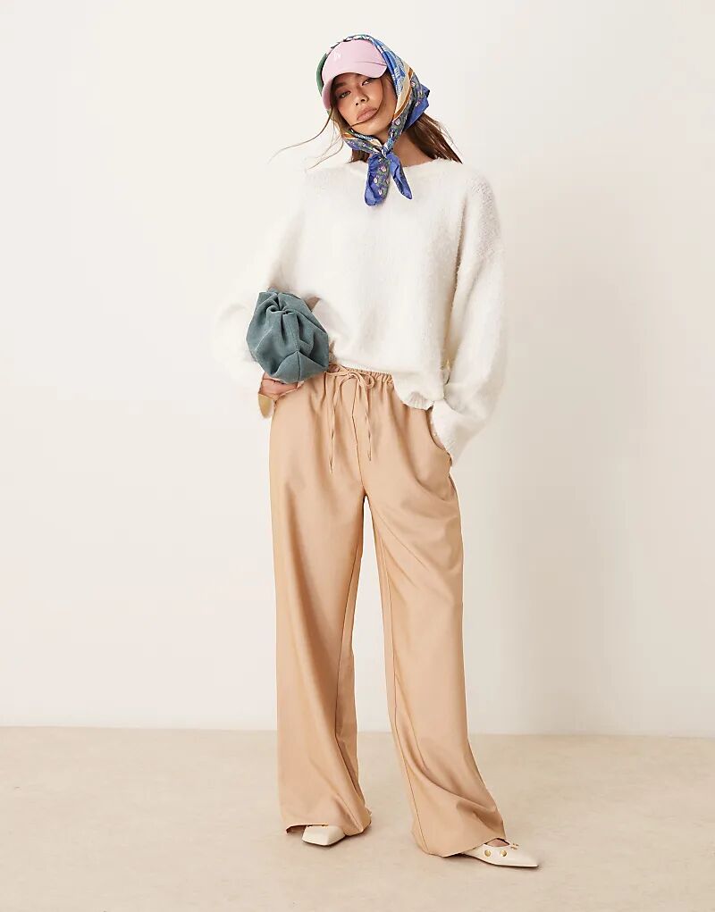 Брюки с двойным поясом карамельного цвета ASOS DESIGN
Брюки с двойным поясом карамельного цвета ASOS DESIGN