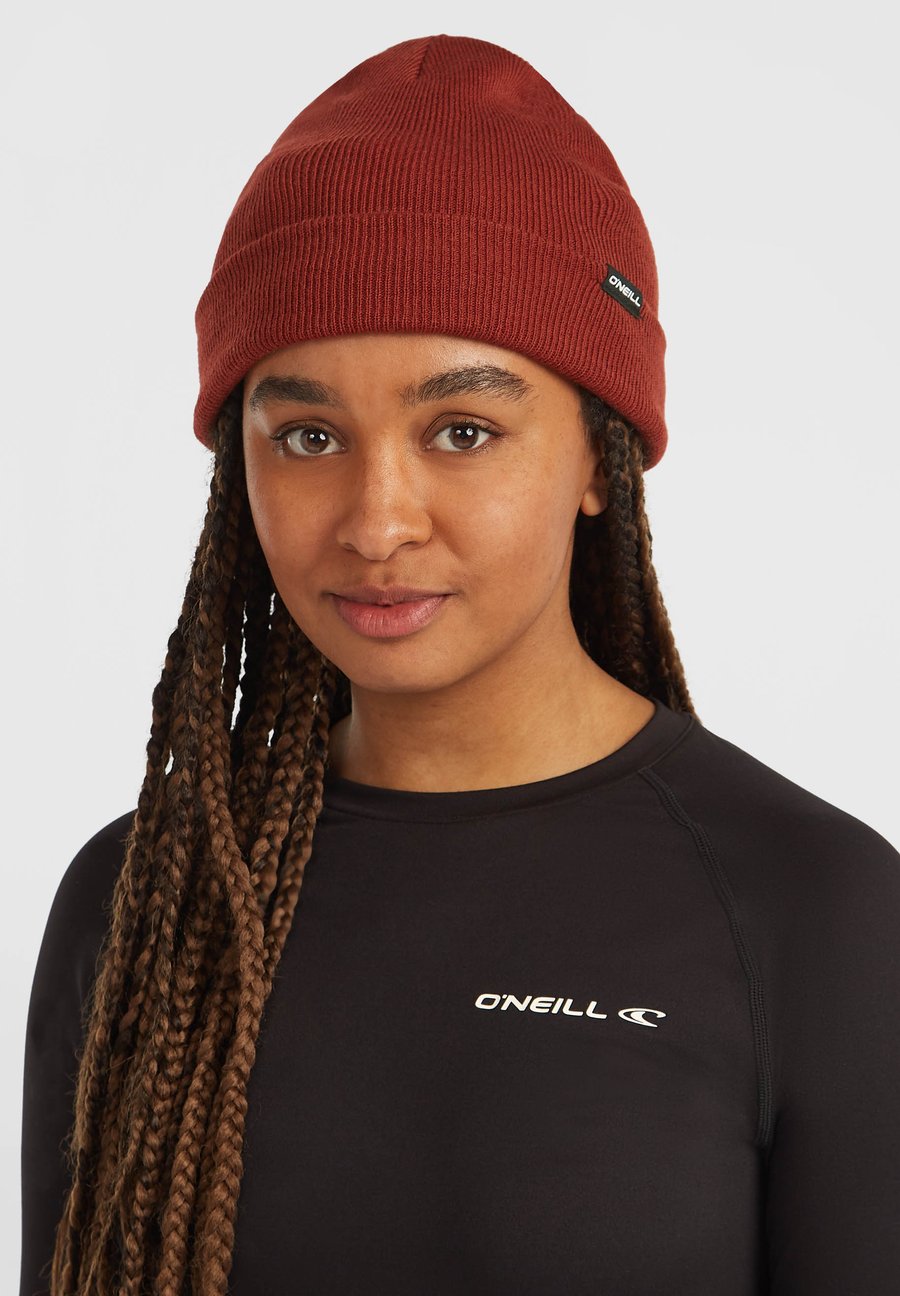Шапка O'Neill DOLOMITE, Bonfire/Dark Red
Шапка O'Neill DOLOMITE, Bonfire/Dark Red