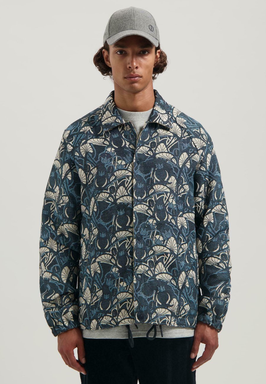 Куртка Dstrezzed SAWYER, Deep Dive/Dark Blue
Куртка Dstrezzed SAWYER, Deep Dive/Dark Blue