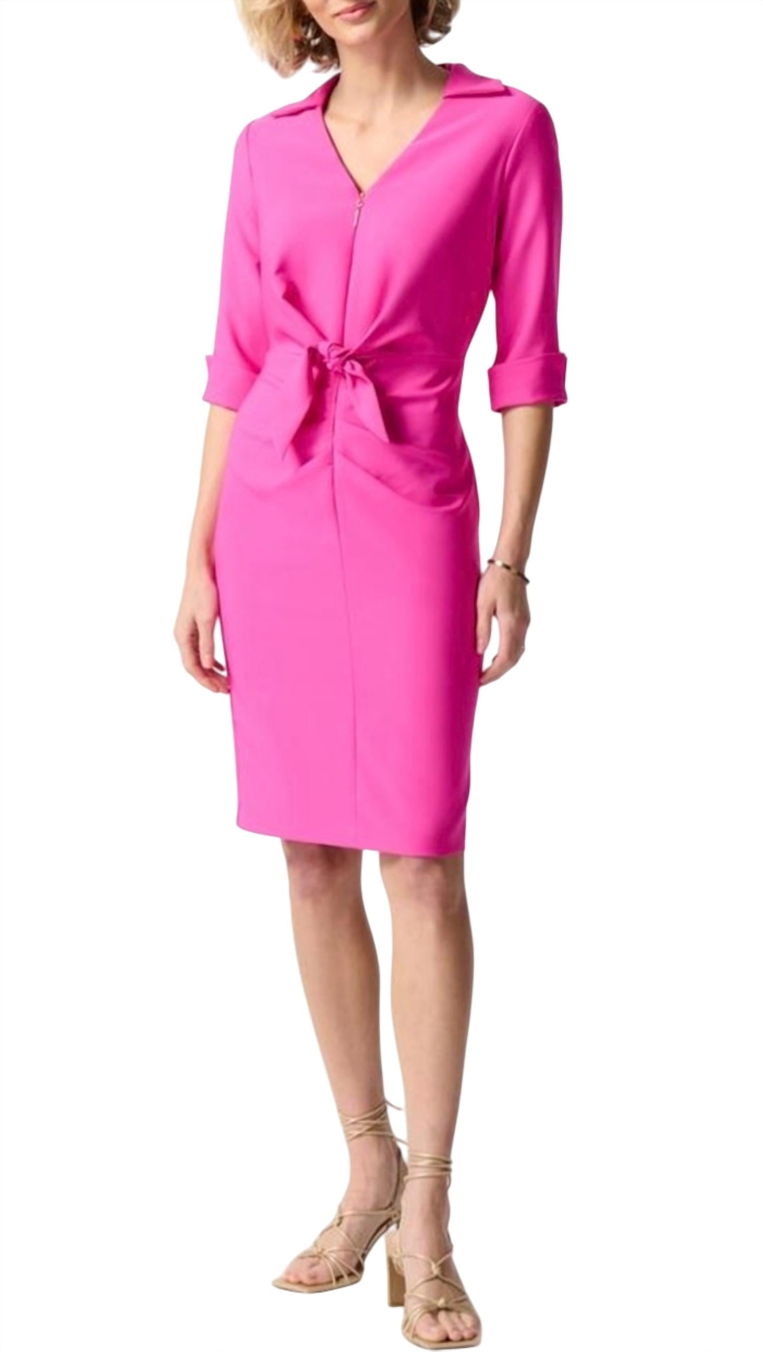 Ультрарозовое платье с V-образным вырезом и воротником на 3/4 рукава Joseph Ribkoff
Ультрарозовое платье с V-образным вырезом и воротником на 3/4 рукава Joseph Ribkoff