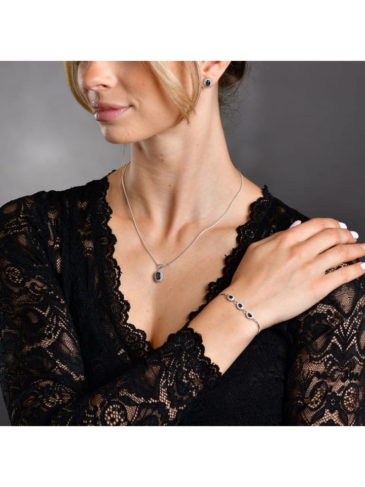 Adeliás Женский кулон из серебра 925 пробы с кубическим цирконием в серебряной оправе
Adeliás Женский кулон из серебра 925 пробы с кубическим цирконием в серебряной оправе