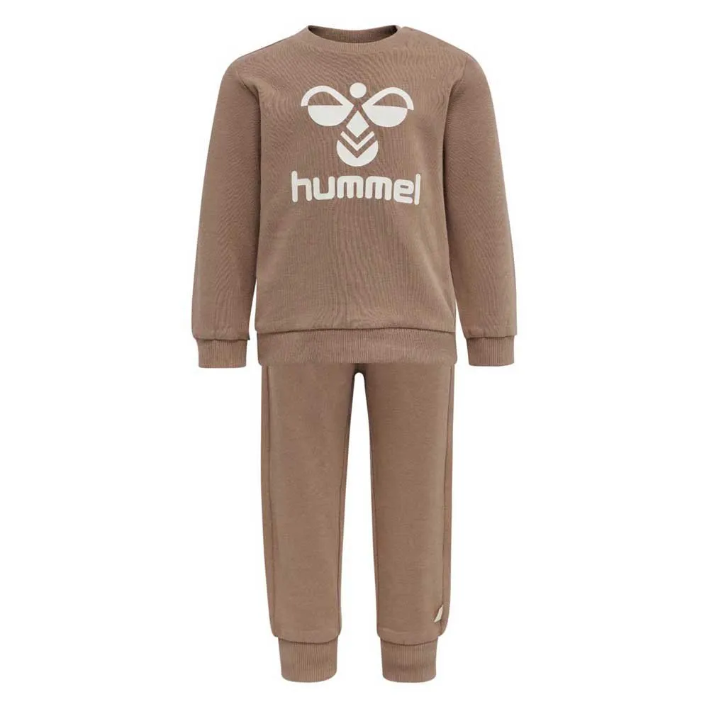 Спортивный костюм Hummel Arine, коричневый
Спортивный костюм Hummel Arine, коричневый