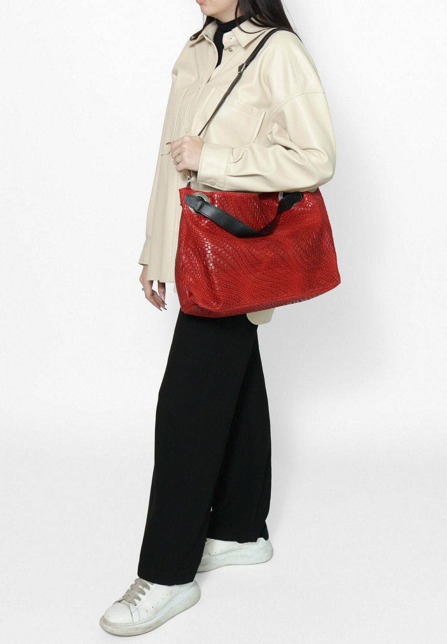 Сумка-шоппер Chiara Ferretti Tote bag, Rosso/Red
Сумка-шоппер Chiara Ferretti Tote bag, Rosso/Red