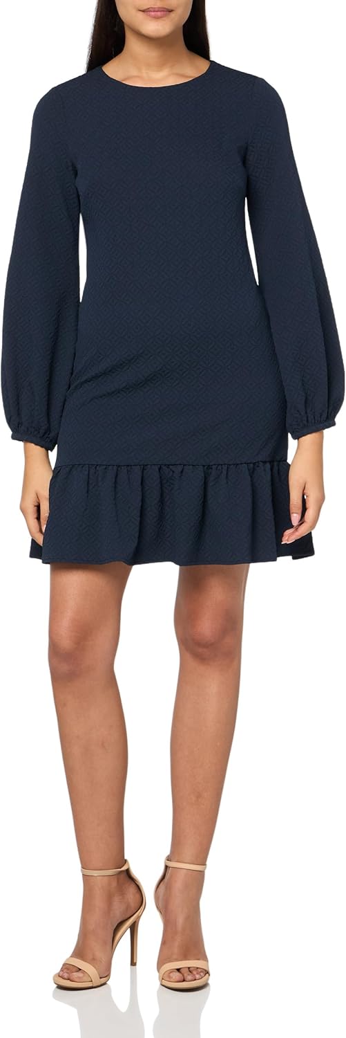 Женское платье-трапеция Tommy Hilfiger с круглым вырезом, текстурированным трикотажем и оборками по подолу, Sky Captain
Женское платье-трапеция Tommy Hilfiger с круглым вырезом, текстурированным трикотажем и оборками по подолу, Sky Captain