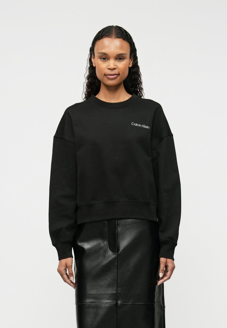 Толстовка Calvin Klein LOGO CREW NECK, Black, Черный, Толстовка Calvin Klein LOGO CREW NECK, Black
Толстовка Calvin Klein LOGO CREW NECK, Black, Черный, Толстовка Calvin Klein LOGO CREW NECK, Black