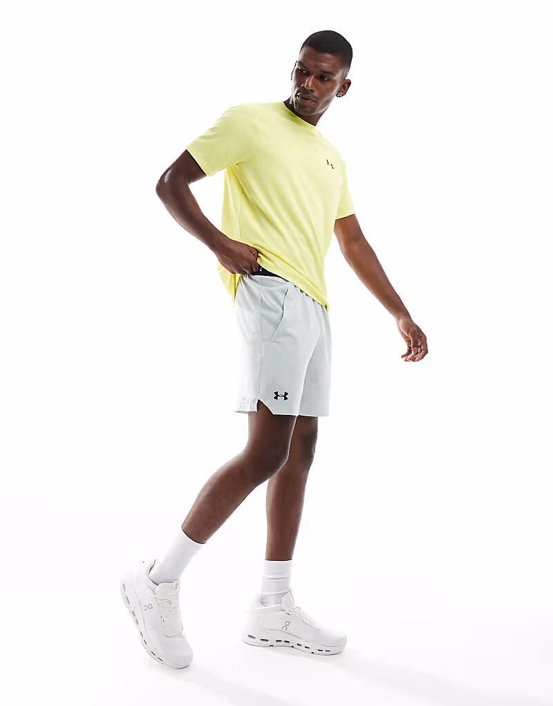 Шорты Under Armour Vanish 6 дюймов с графическим принтом зеленого цвета
Шорты Under Armour Vanish 6 дюймов с графическим принтом зеленого цвета