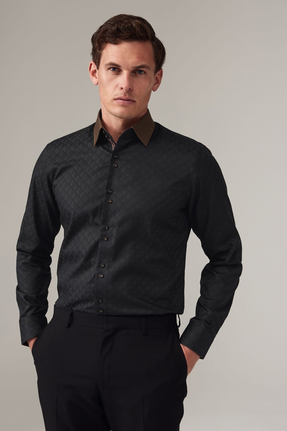 Рубашка деловая из 100% хлопка с отделкой Next, черный
Рубашка деловая из 100% хлопка с отделкой Next, черный