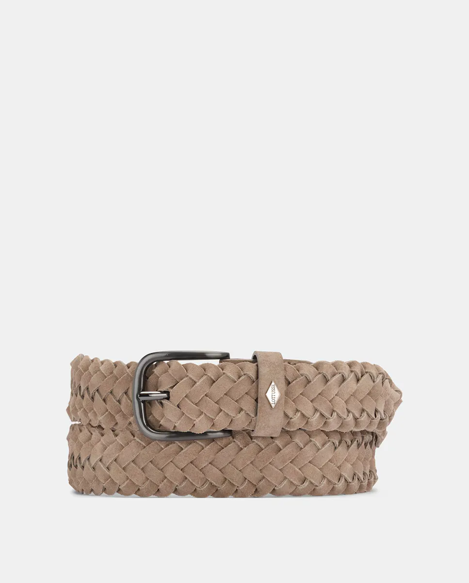 Мужской плетеный замшевый пояс Lottusse, цвет Topo 
Мужской плетеный замшевый пояс Lottusse, цвет Topo