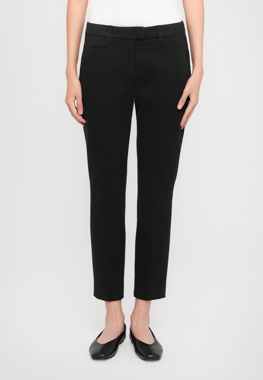 Брюки Dondup Trousers, Black
Брюки Dondup Trousers, Black