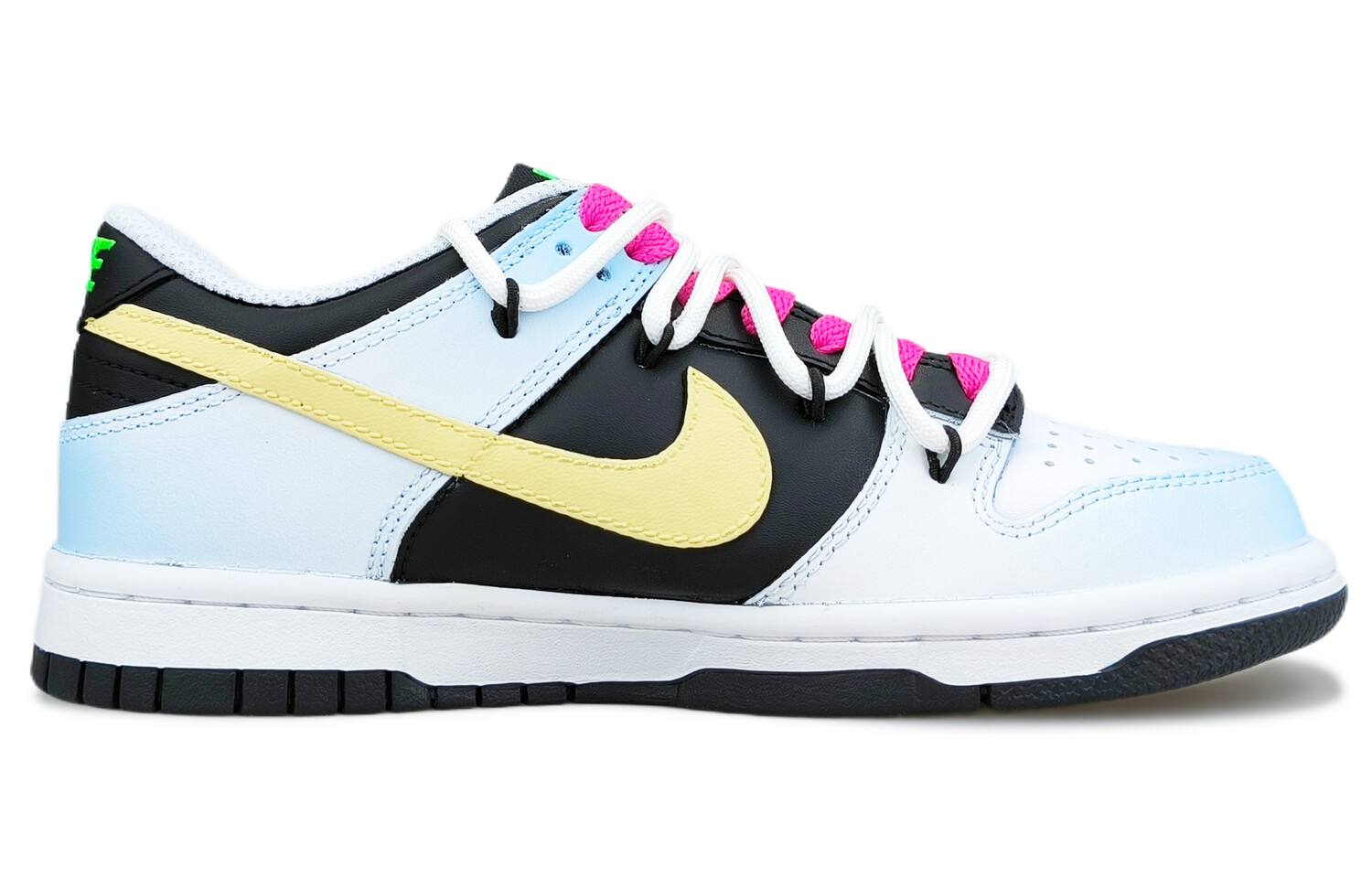 Кроссовки Nike Dunk Skateboarding Shoes Women's Low-top Pink/Silver/Blue/Yellow/Black, цвет Pinky Silver
Кроссовки Nike Dunk Skateboarding Shoes Women's Low-top Pink/Silver/Blue/Yellow/Black, цвет Pinky Silver