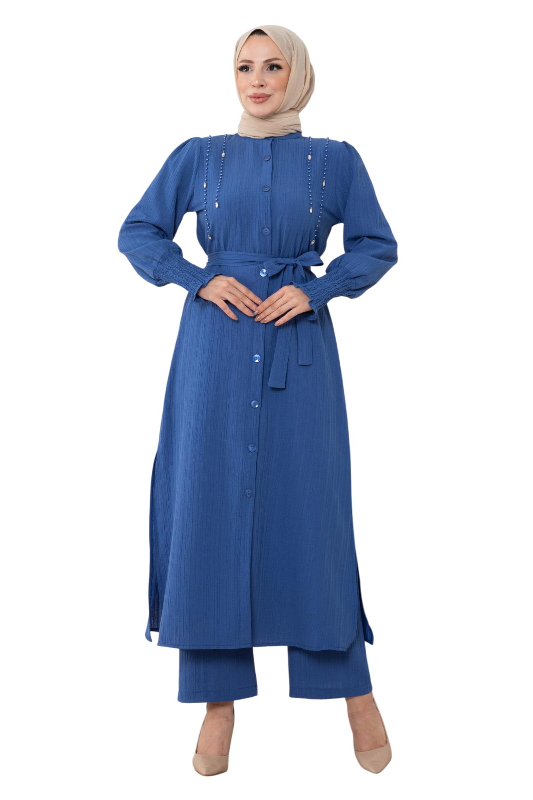 MODAMIHRAM Костюм-двойка в синем цвете
MODAMIHRAM Костюм-двойка в синем цвете