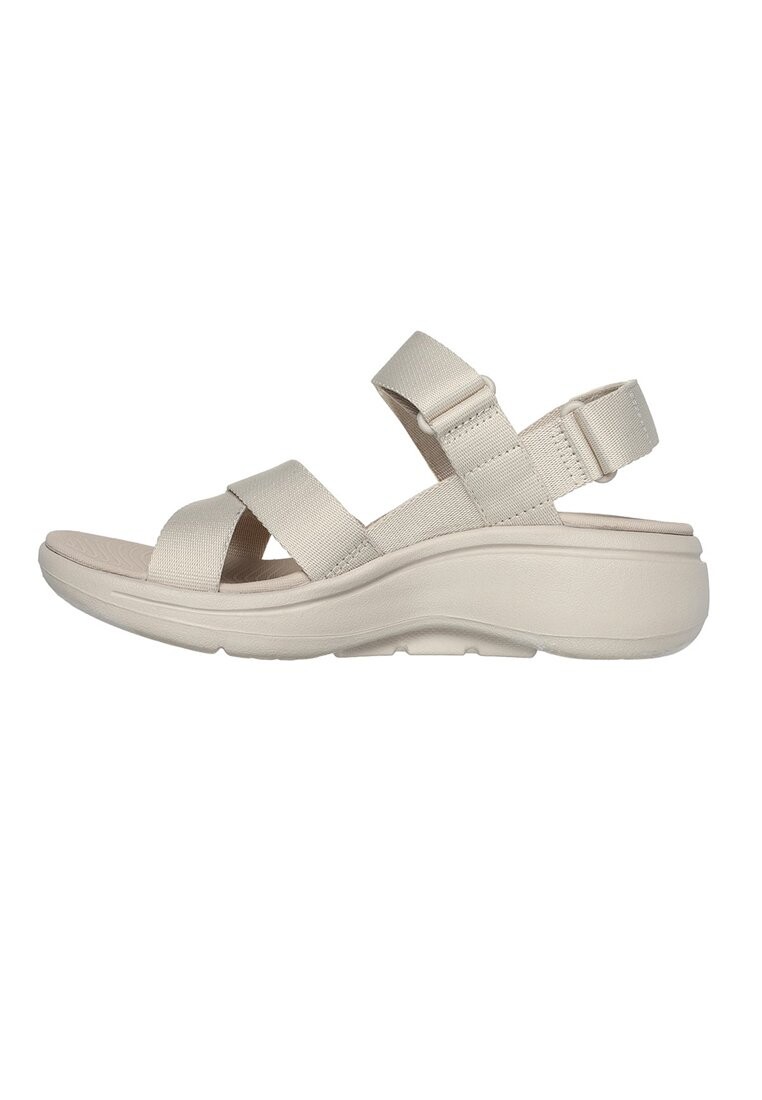 Походные сандалии Skechers, цвет Sand
Походные сандалии Skechers, цвет Sand