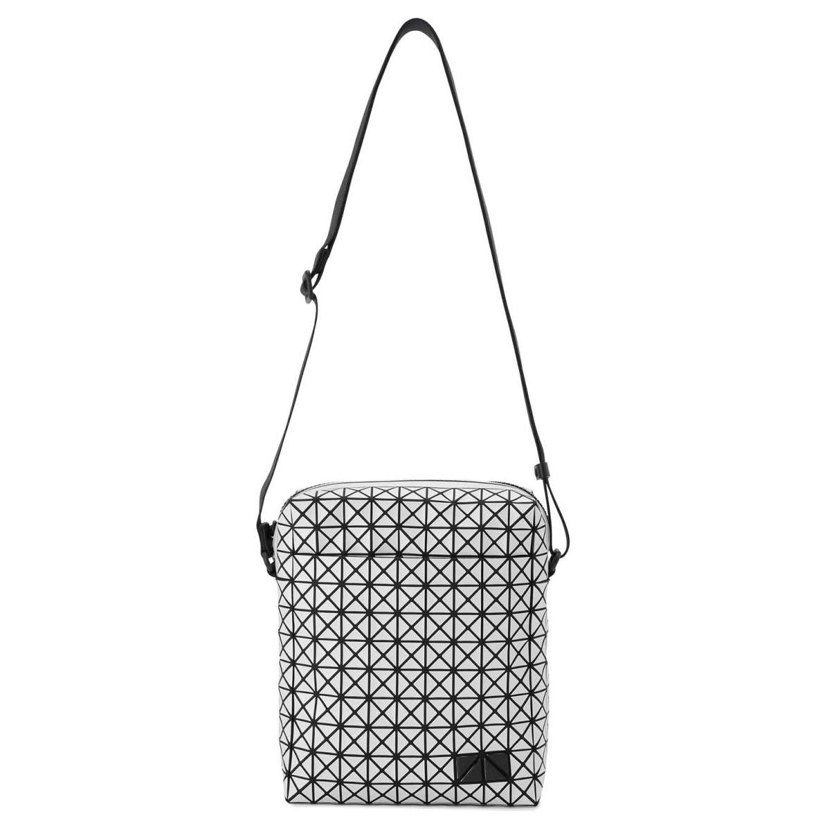 Полиуретановая наплечная сумка через плечо унисекс серебристый ISSEY MIYAKE
Полиуретановая наплечная сумка через плечо унисекс серебристый ISSEY MIYAKE