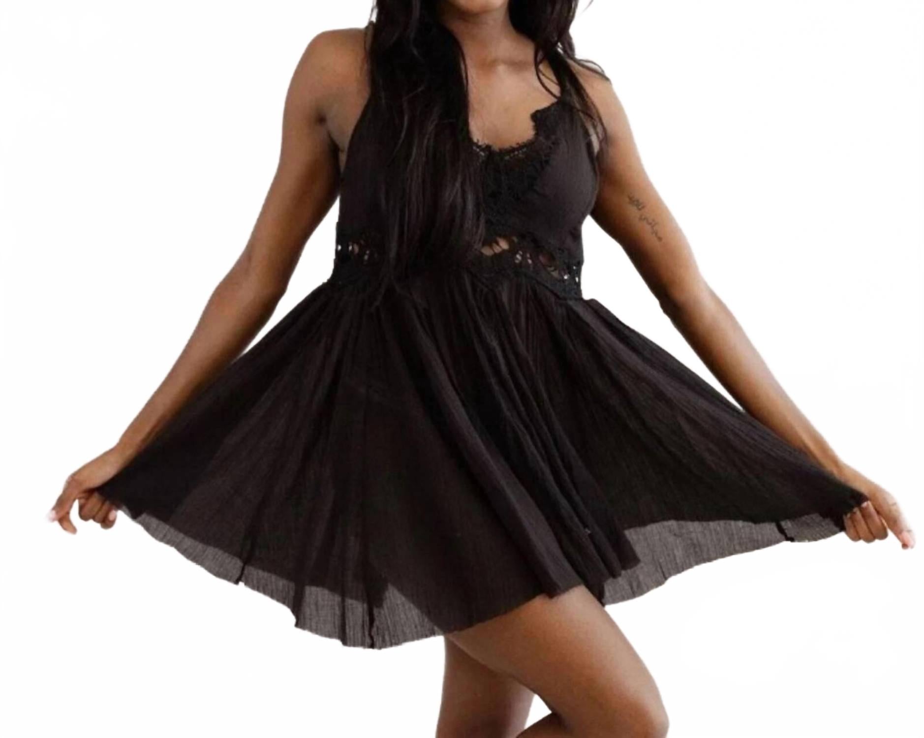 Электра платье-комбинация в черном цвете Free People
Электра платье-комбинация в черном цвете Free People