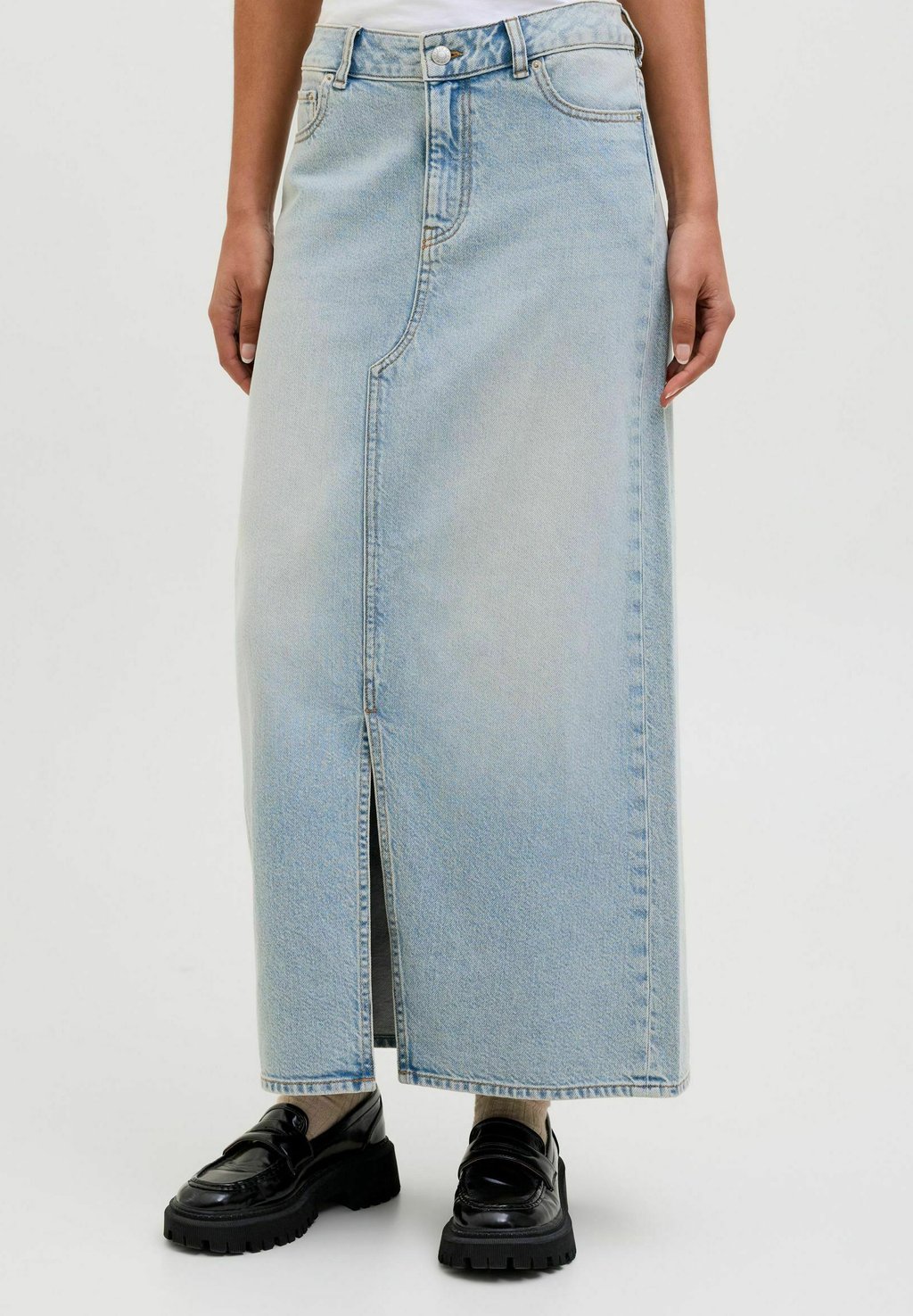Джинсовая юбка ROCK LAURA SROCK - Maxi skirt JJXX, цвет Light Blue Denim 
Джинсовая юбка ROCK LAURA SROCK - Maxi skirt JJXX, цвет Light Blue Denim