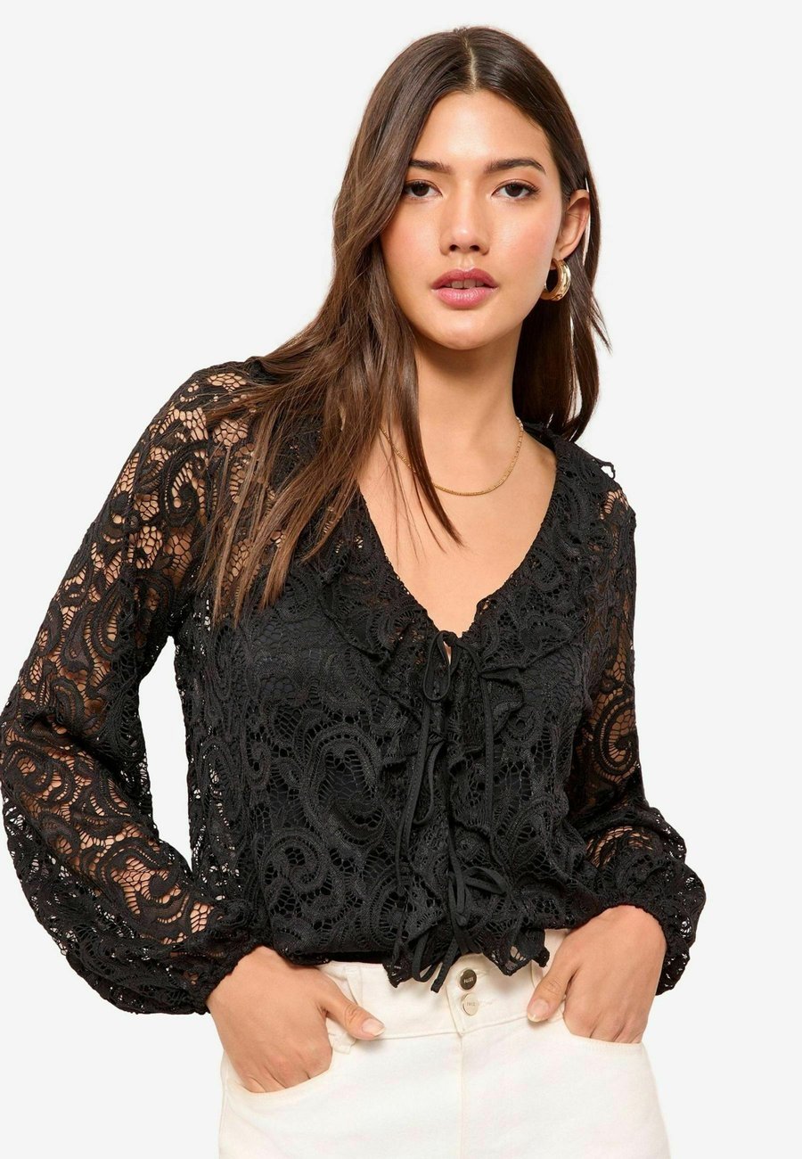 Блуза Friends Like These REGULAR FIT-LONG SLEEVE RUFFLE, Black
Блуза Friends Like These REGULAR FIT-LONG SLEEVE RUFFLE, Black