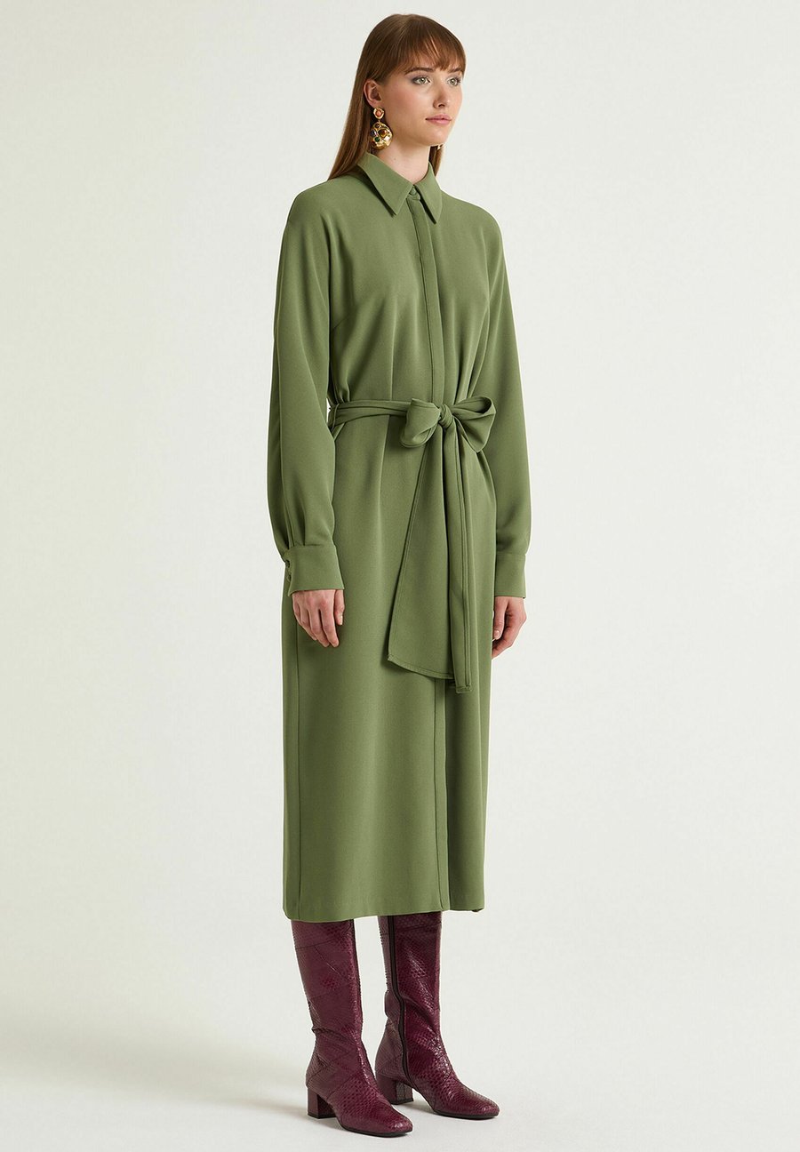 Платье Maliparmi SABLÈ, Fern/Green
Платье Maliparmi SABLÈ, Fern/Green