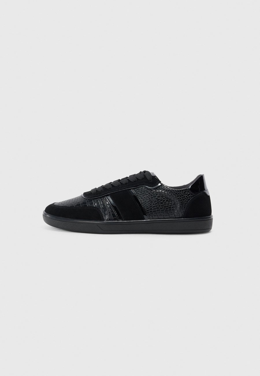 Кроссовки ALDO UPTOWN, Black
Кроссовки ALDO UPTOWN, Black