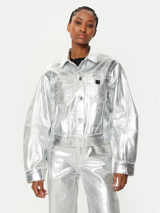 Джинсовая куртка обычного кроя XW000098 AF10836 M8047 Armani Exchange, серебряный
Джинсовая куртка обычного кроя XW000098 AF10836 M8047 Armani Exchange, серебряный
