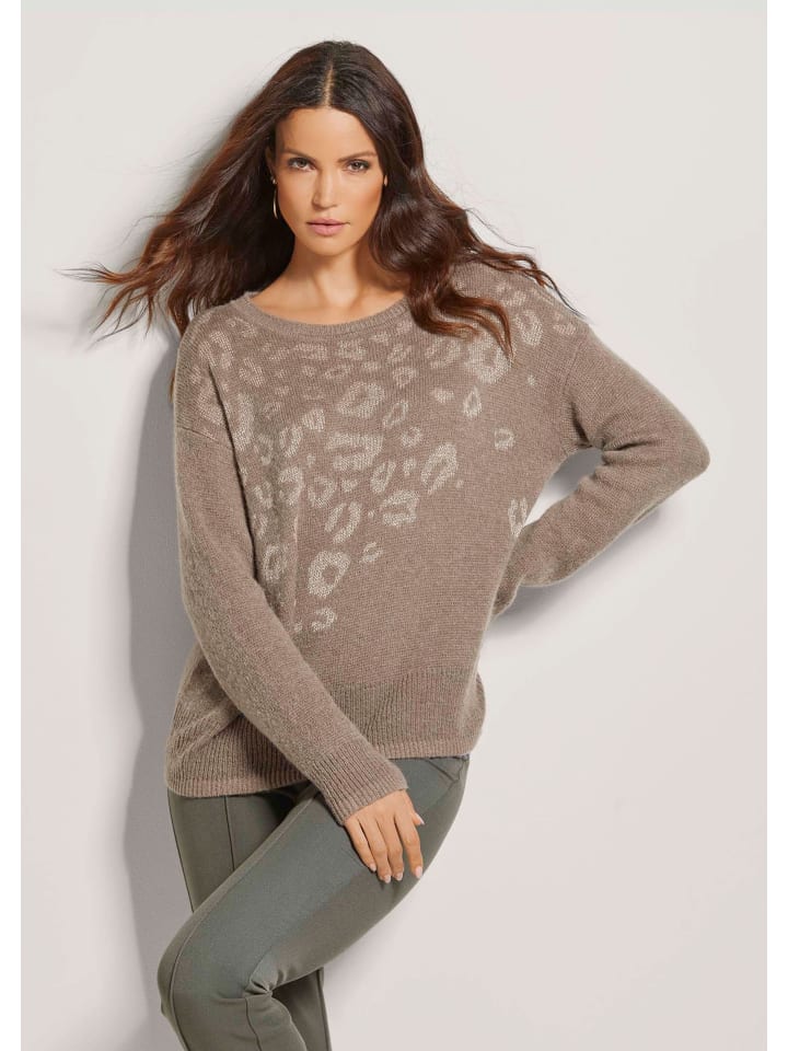 MADELEINE Короткий свитер с интарсией и блестящим эффектом, карамельного/многоцветного оттенка
MADELEINE Короткий свитер с интарсией и блестящим эффектом, карамельного/многоцветного оттенка