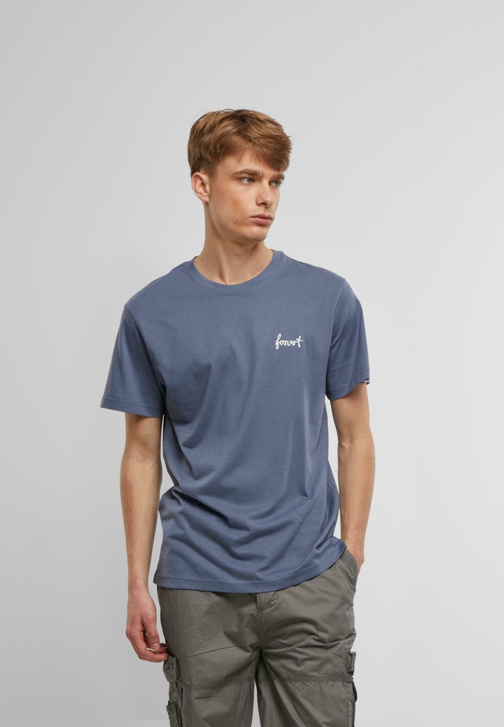 Базовая футболка Forvert, сине-серый
Базовая футболка Forvert, сине-серый
