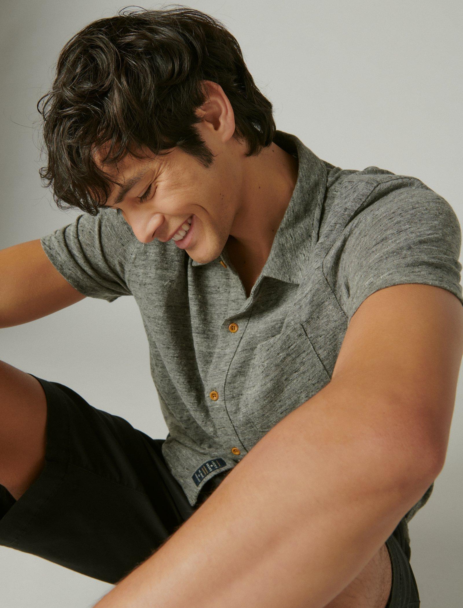 Мужская льняная рубашка с коротким рукавом на пуговицах Lucky Brand, цвет medium dark grey
Мужская льняная рубашка с коротким рукавом на пуговицах Lucky Brand, цвет medium dark grey