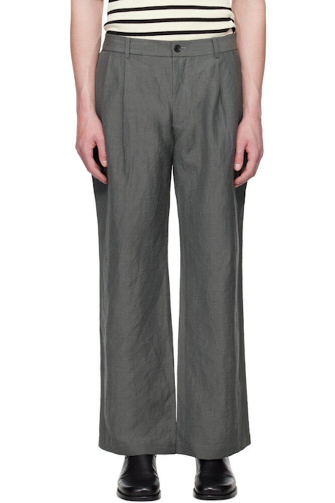 Серые заправленные брюки N.Hoolywood
Серые заправленные брюки N.Hoolywood