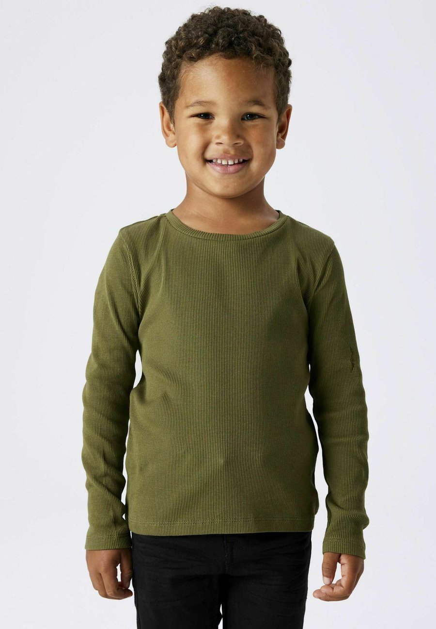 Топ TWO SOON 2PACK, Winter Moss/Khaki
Топ TWO SOON 2PACK, Winter Moss/Khaki