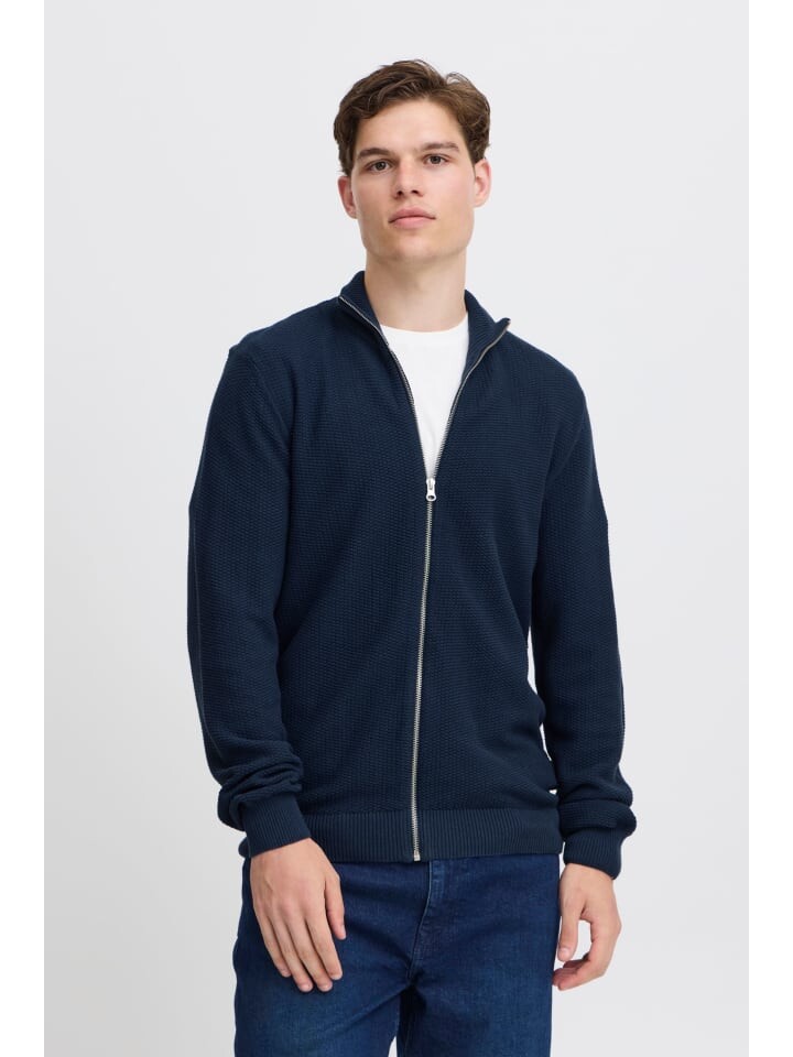 Кардиган BLEND Strickjacke, синий
Кардиган BLEND Strickjacke, синий