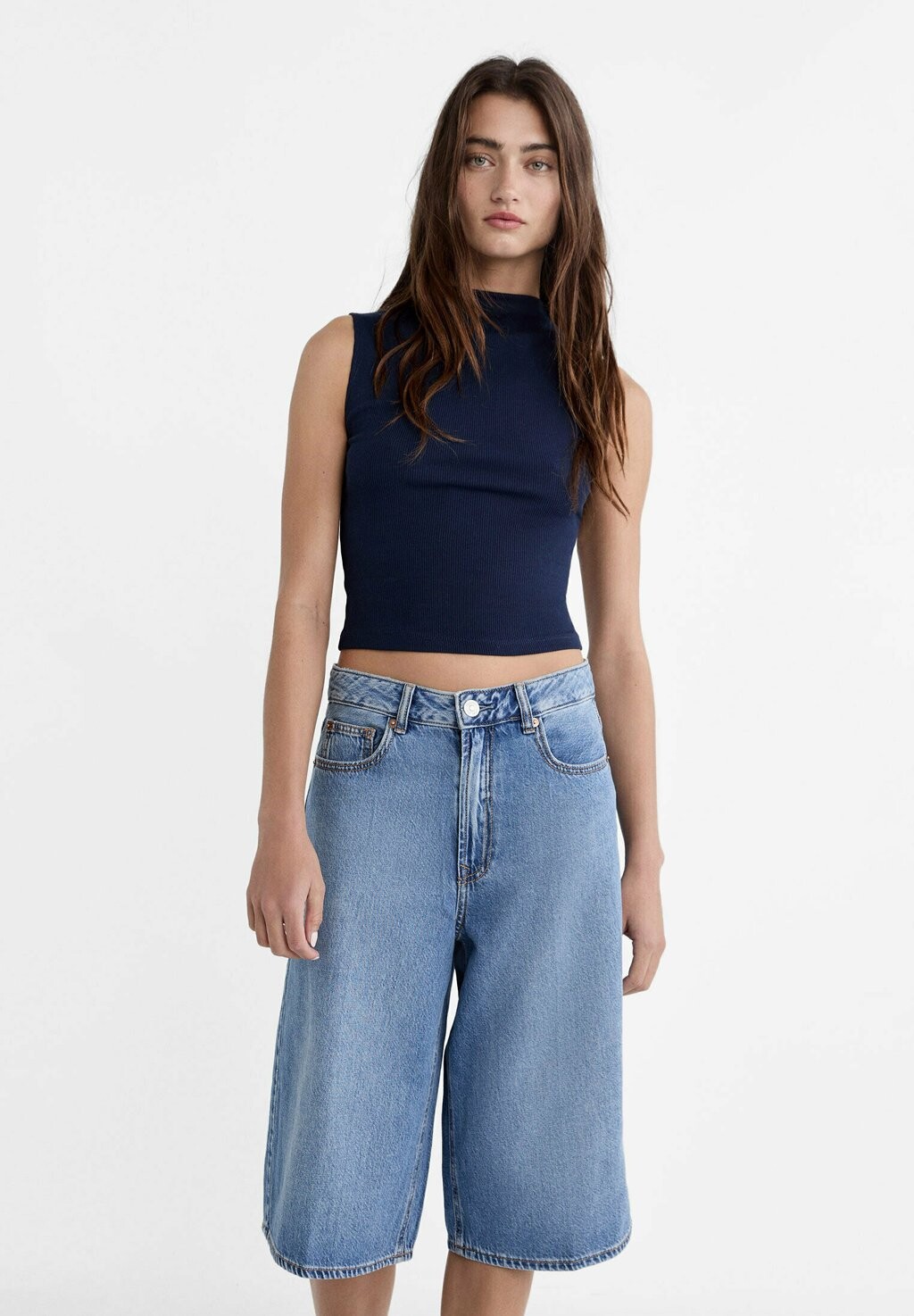 Джинсовые шорты Bermuda Stradivarius, синий деним
Джинсовые шорты Bermuda Stradivarius, синий деним