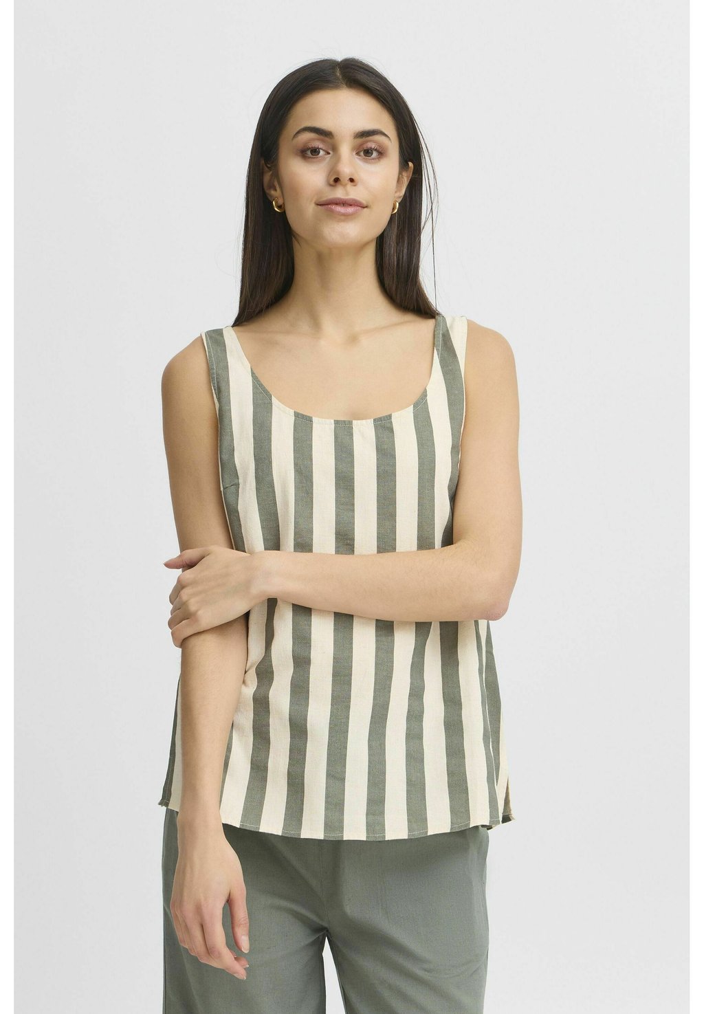 Топ FRMADDIE Fransa, цвет Agave Green Mix
Топ FRMADDIE Fransa, цвет Agave Green Mix