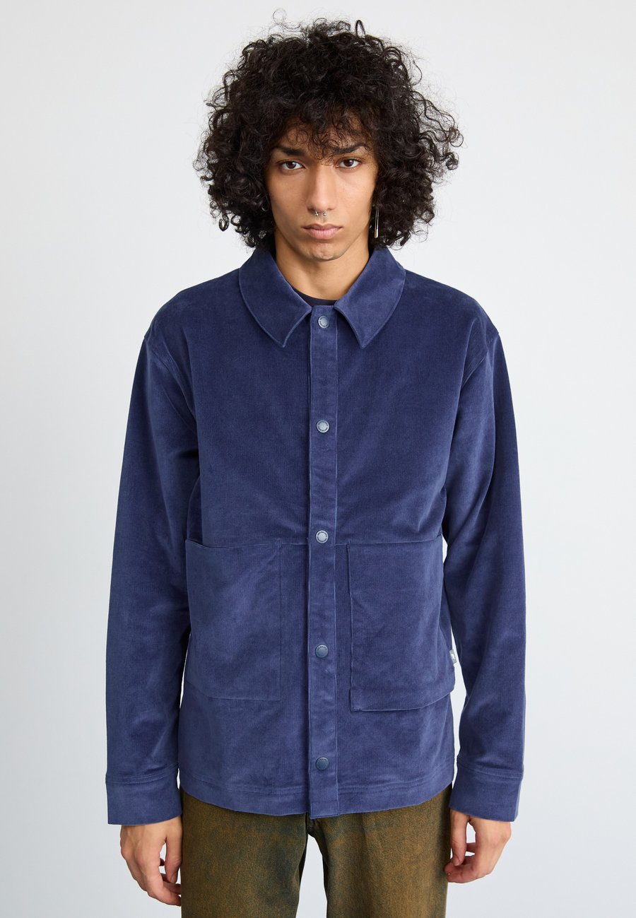 Куртка New Balance OVERSHIRT, Blue
Куртка New Balance OVERSHIRT, Blue