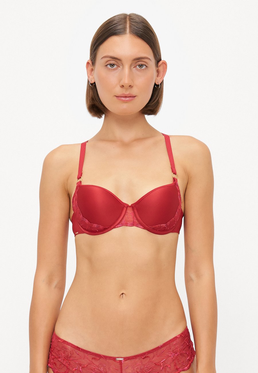 Бюстгальтер Chantelle HALF CUP MEMORY BRA, Candy Apple/Pink
Бюстгальтер Chantelle HALF CUP MEMORY BRA, Candy Apple/Pink