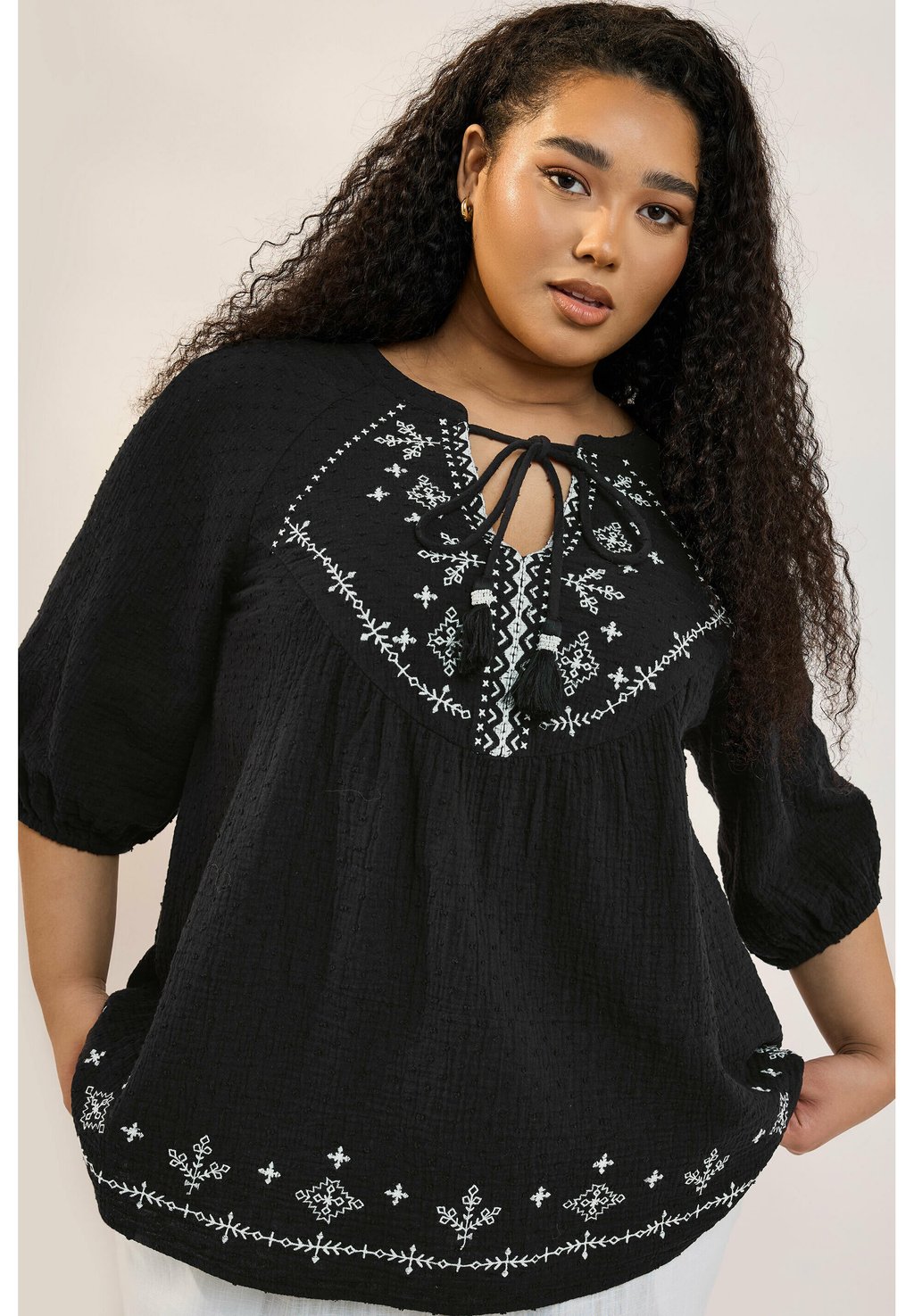 Блуза Yours Clothing, черный
Блуза Yours Clothing, черный