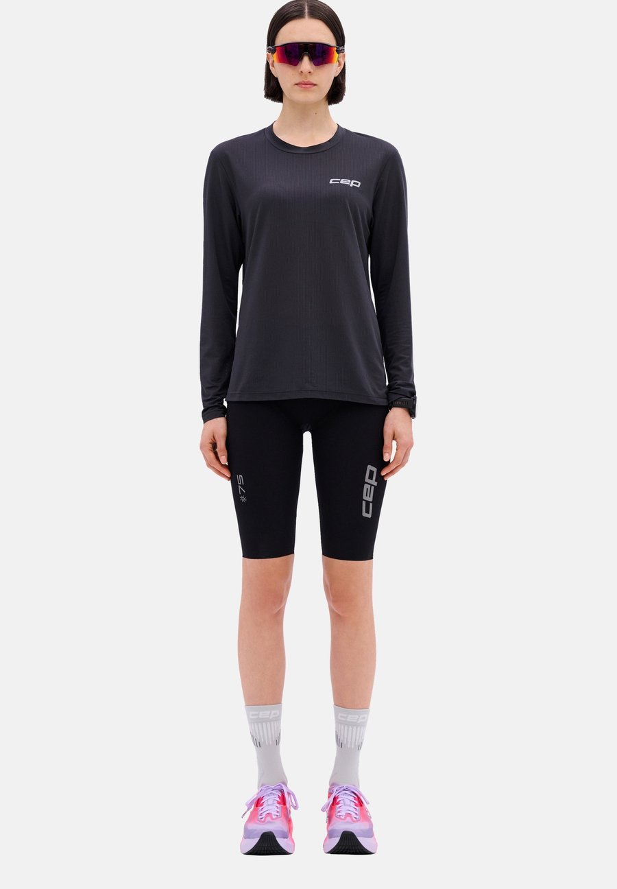 Топ CEP CORE RUN LONG SLEEVE, Black
Топ CEP CORE RUN LONG SLEEVE, Black