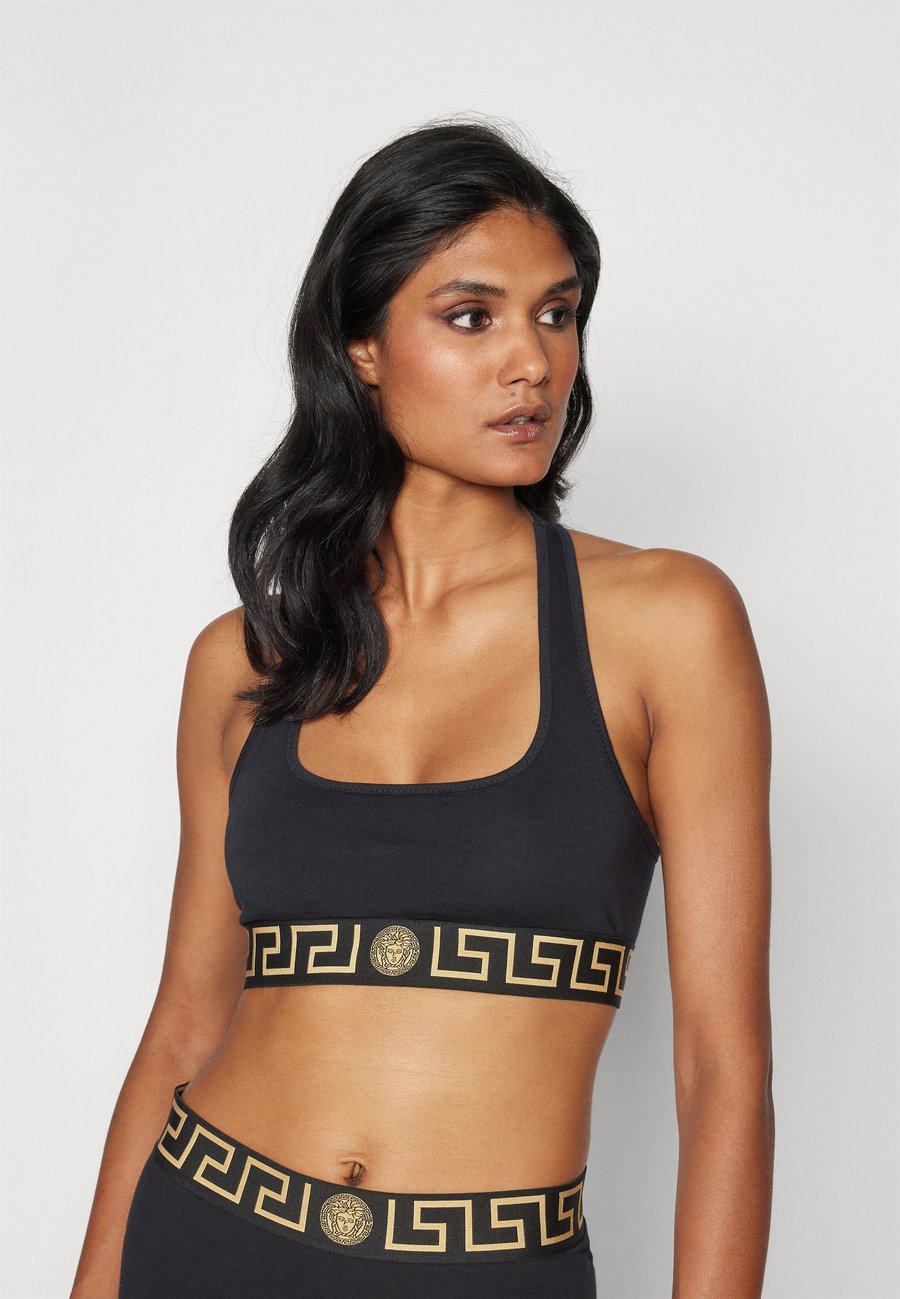 Бюстье Versace UNDERWEAR TOPEKA NEW LOGO, Black
Бюстье Versace UNDERWEAR TOPEKA NEW LOGO, Black