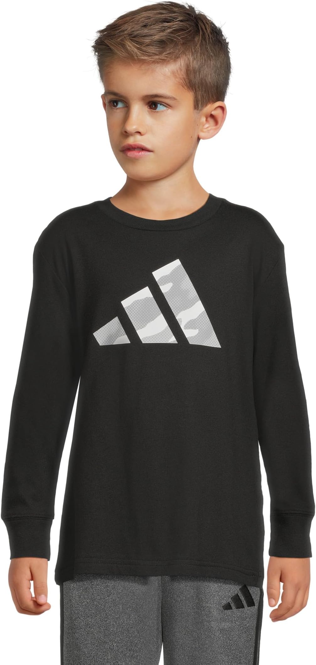 Футболка adidas Kids Long Sleeve "Halftone Camo" Logo Tee, цвет Black Adi
Футболка adidas Kids Long Sleeve "Halftone Camo" Logo Tee, цвет Black Adi
