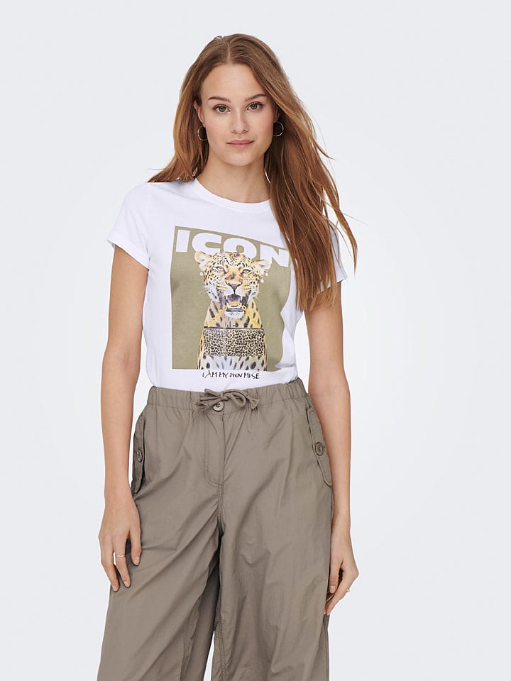 Футболка ONLY, белый
Футболка ONLY, белый