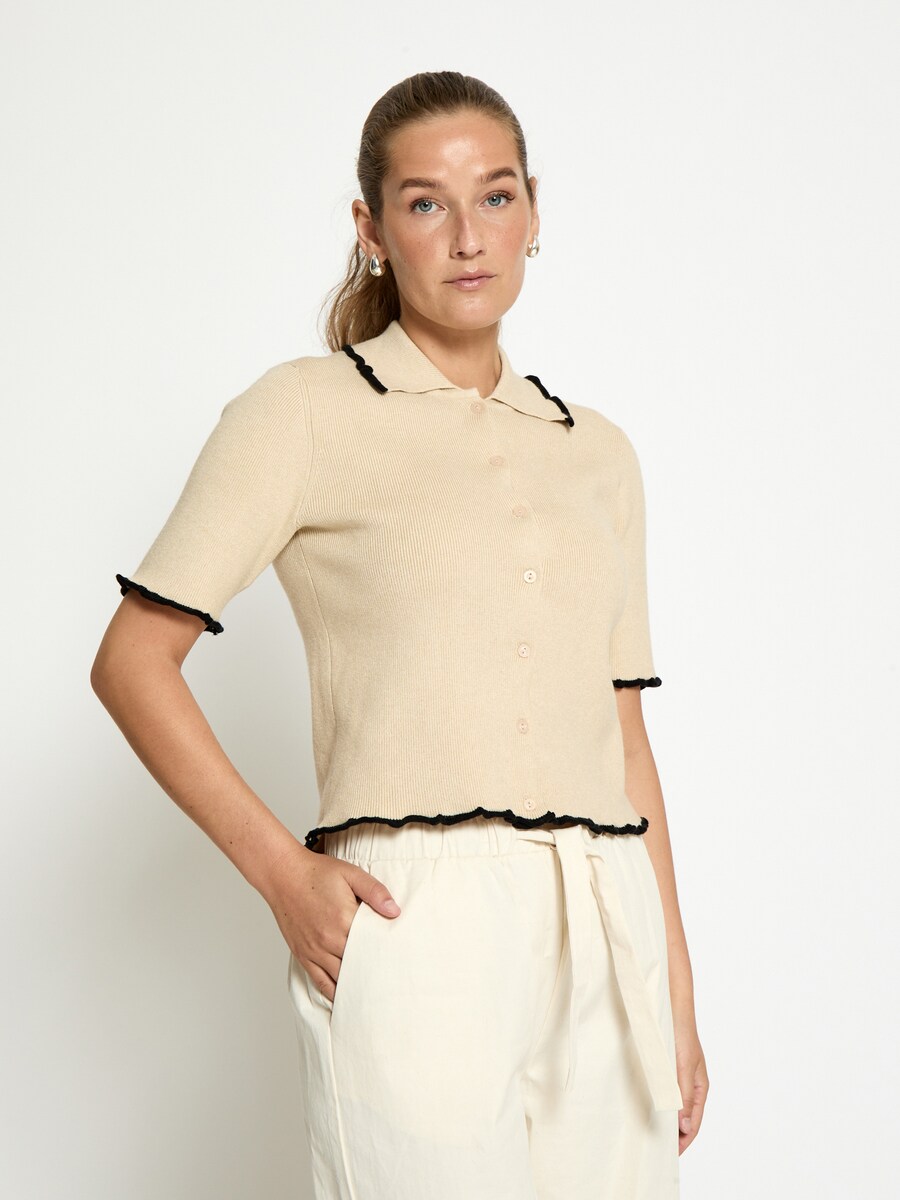 Вязаный кардиган DESIRES Harmony, Beige
Вязаный кардиган DESIRES Harmony, Beige