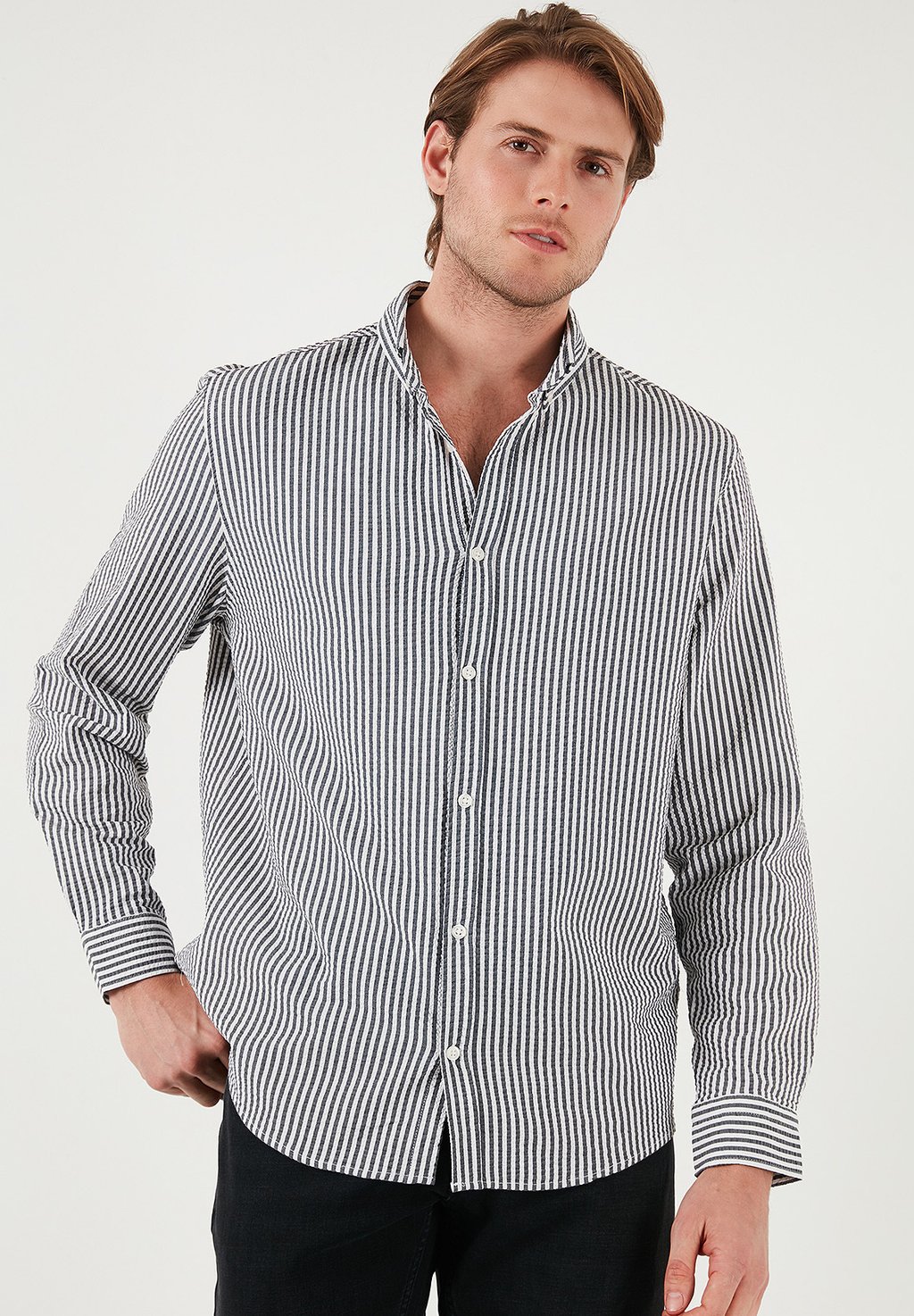 Рубашка REGULAR FIT Buratti, темно-синий
Рубашка REGULAR FIT Buratti, темно-синий