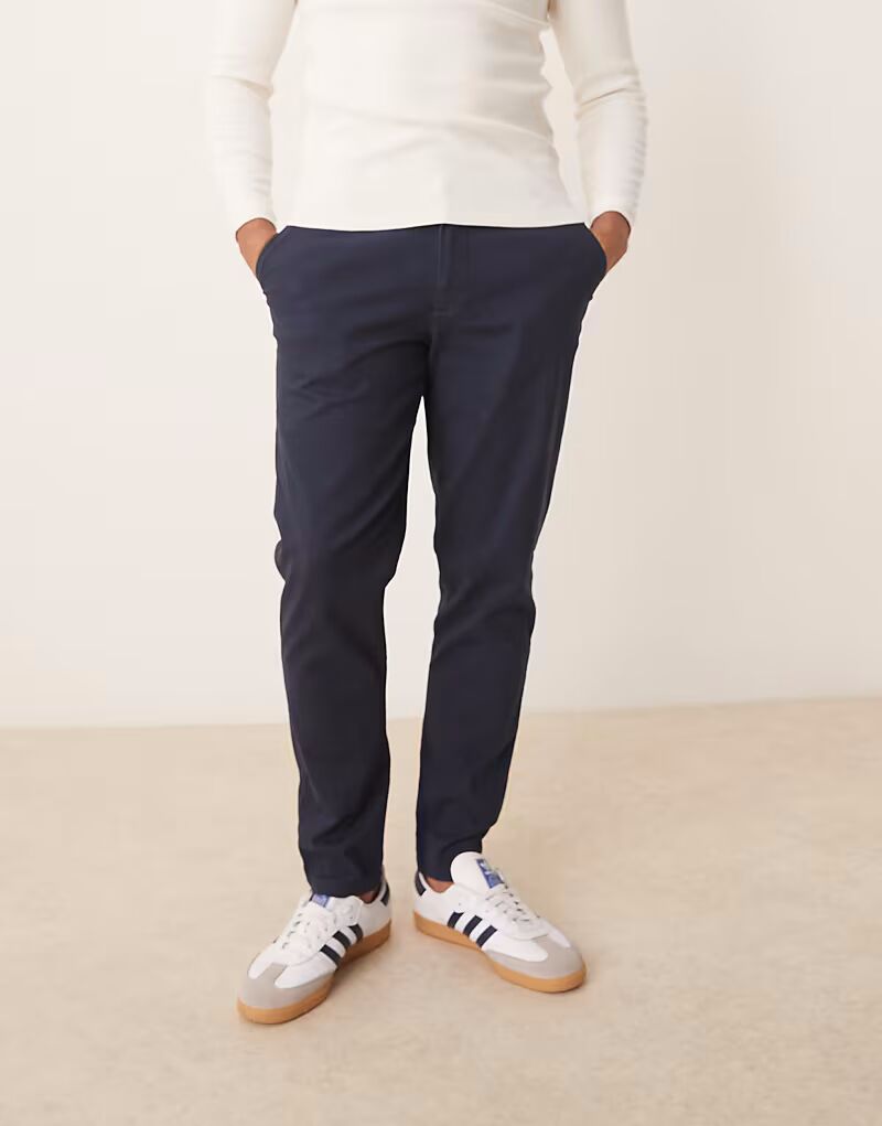 Брюки-чиносы ASOS DESIGN зауженного кроя темно-синего цвета
Брюки-чиносы ASOS DESIGN зауженного кроя темно-синего цвета