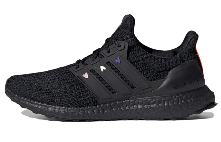 Adidas Ultra Boost 4.0 DNA Hearts Pack Черный
Adidas Ultra Boost 4.0 DNA Hearts Pack Черный