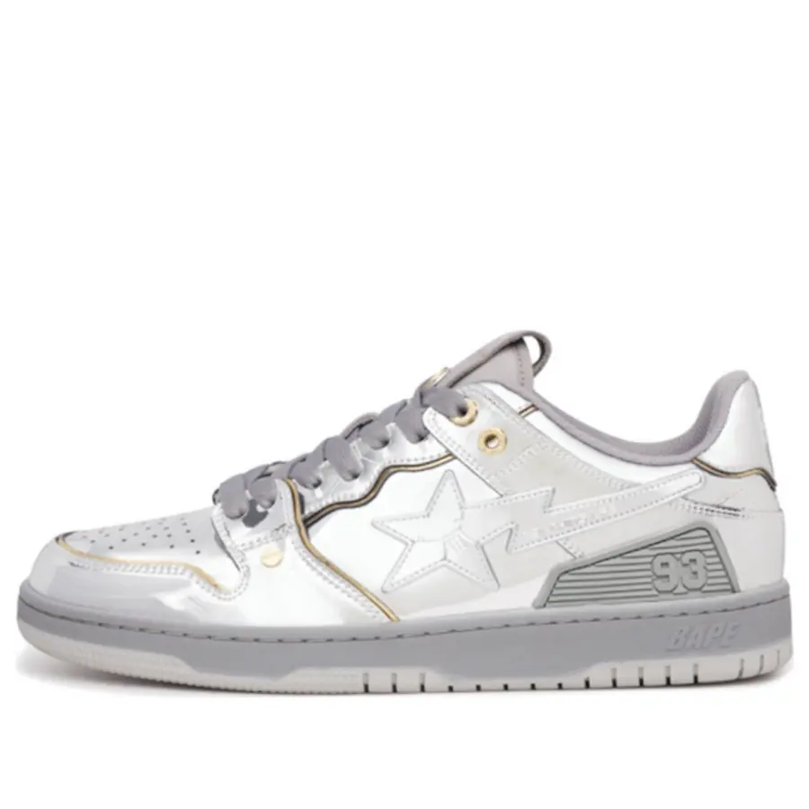 Кроссовки A BATHING APE X Hajime Sorayama Bape Sk8 Sta 'Silver'
Кроссовки A BATHING APE X Hajime Sorayama Bape Sk8 Sta 'Silver'